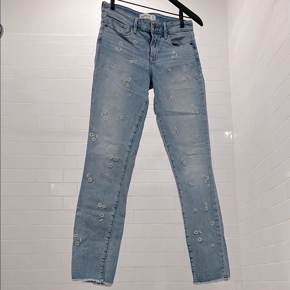 Embellished Mid Rise Super Skinny Blue Women's Jeans